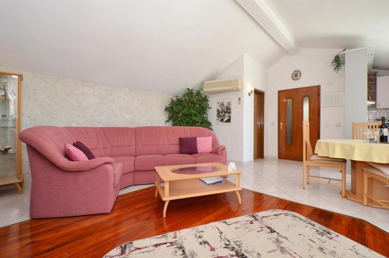 Decor Apartment